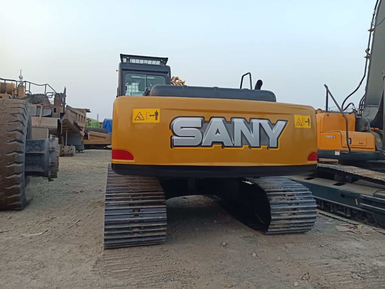 2025 Sany SY 215 crawler excavator, rear view 2025 Sany SY 215 crawler excavator, rear view