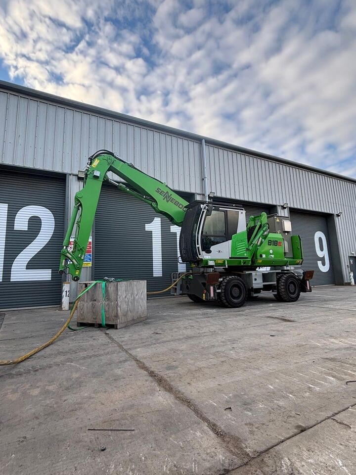 2022 Sennebogen 818-E material handler side view