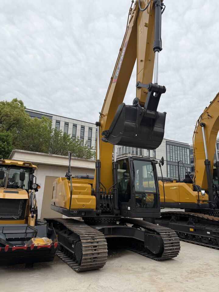 2026 XCMG XE215 Crawler Excavator