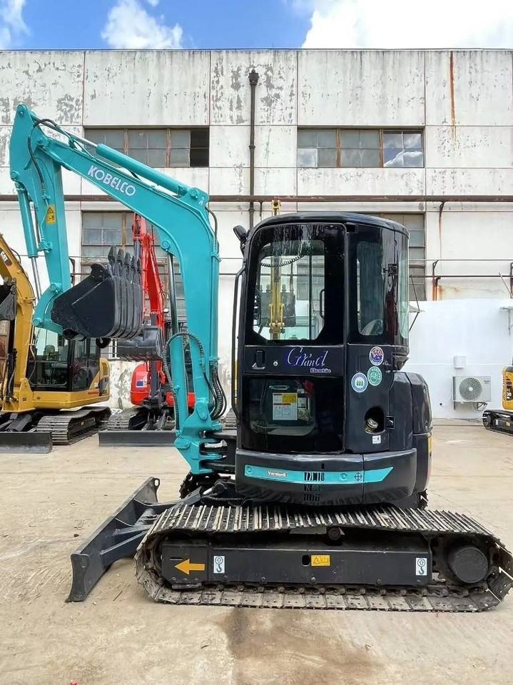 2020 Kobelco SK55SR mini excavator, side view