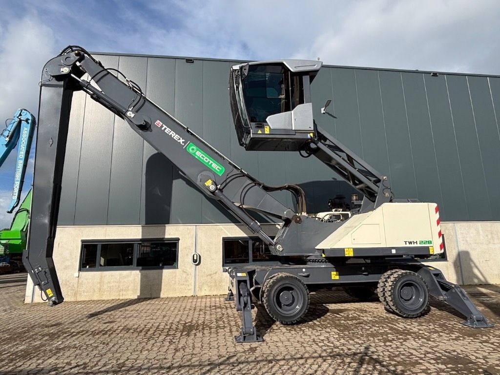 2021 Terex TWH228 material handler, side profile view 2021 Terex TWH228 material handler, side profile view