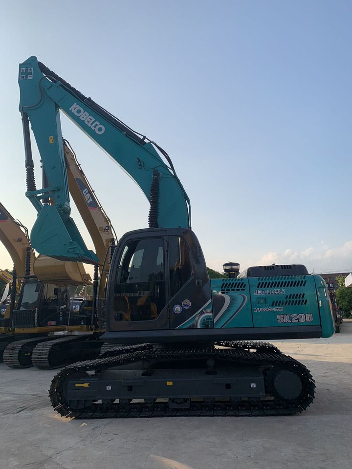 2022 Kobelco SK200 crawler excavator, side view