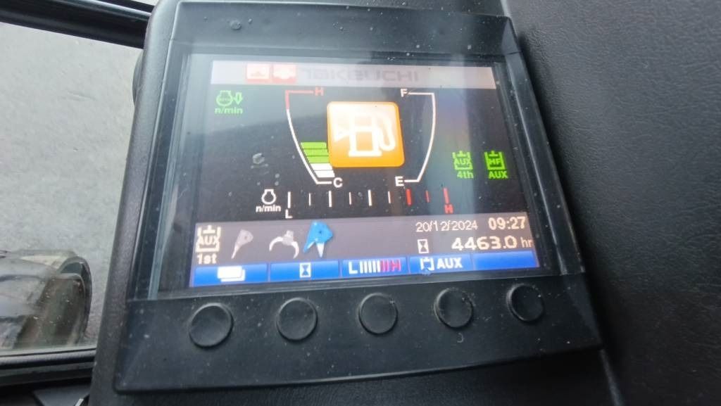 2014 Takeuchi TB260 mini excavator digital instrument cluster view 2014 Takeuchi TB260 mini excavator digital instrument cluster view