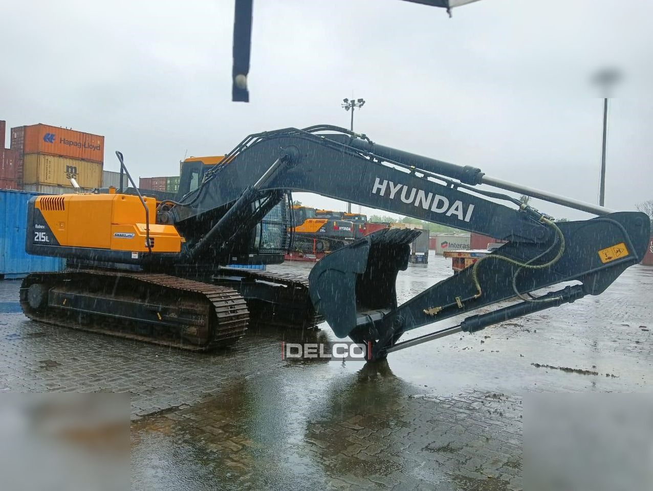 2026 Hyundai R215L SMART PLUS crawler excavator side view 2026 Hyundai R215L SMART PLUS crawler excavator side view