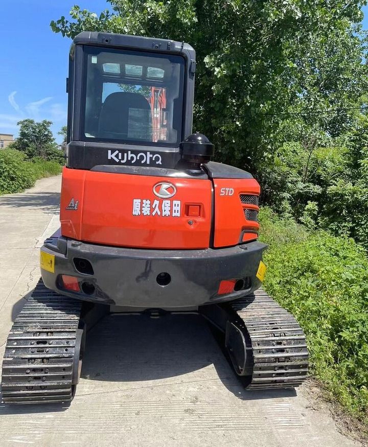 Kubota KX163 mini excavator, rear view