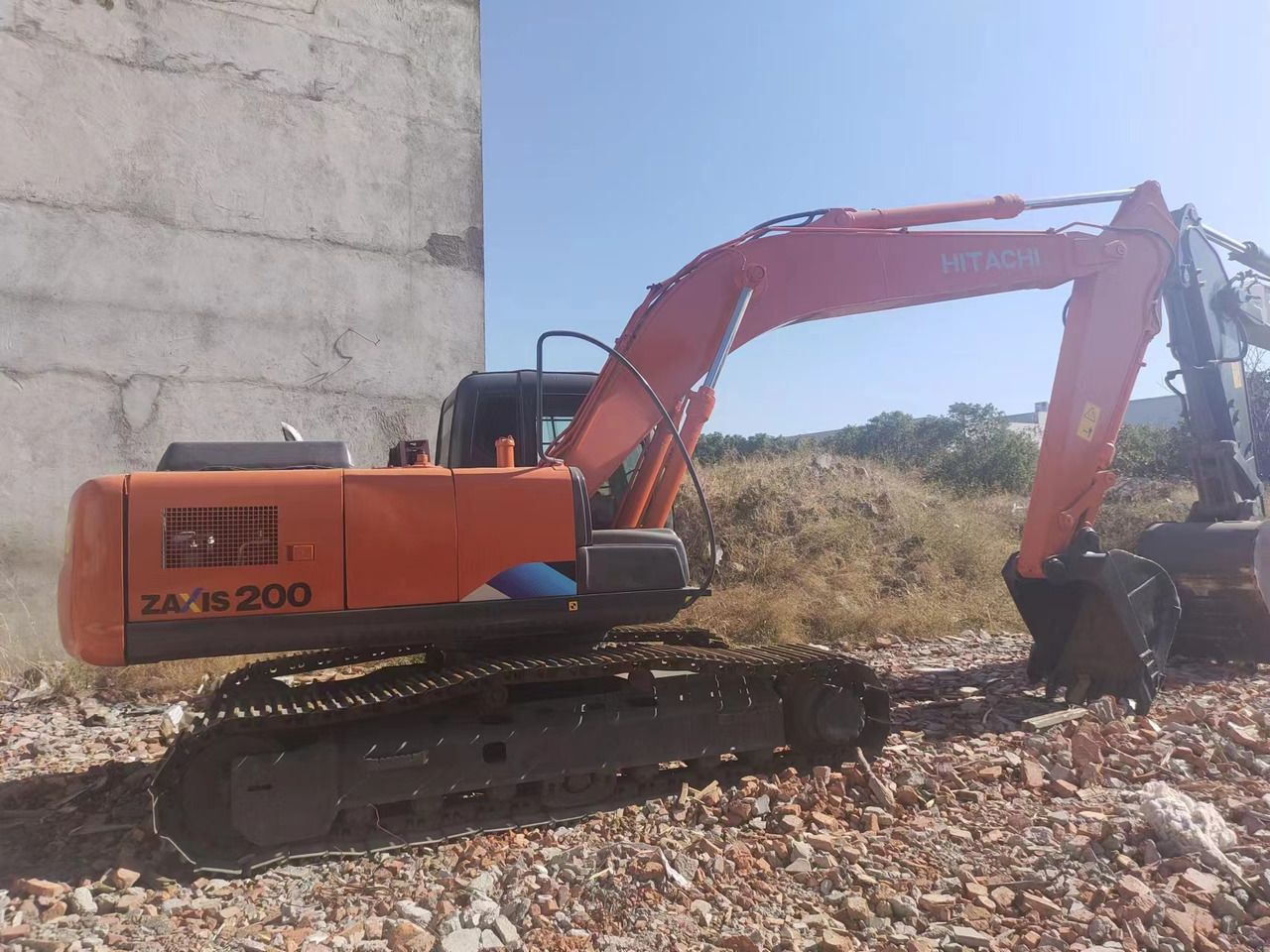2018 Hitachi Zaxis 200 crawler excavator, side profile view 2018 Hitachi Zaxis 200 crawler excavator, side profile view
