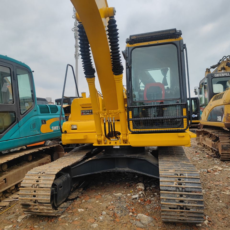 2023 Komatsu PC120-8 crawler excavator, front view 2023 Komatsu PC120-8 crawler excavator, front view