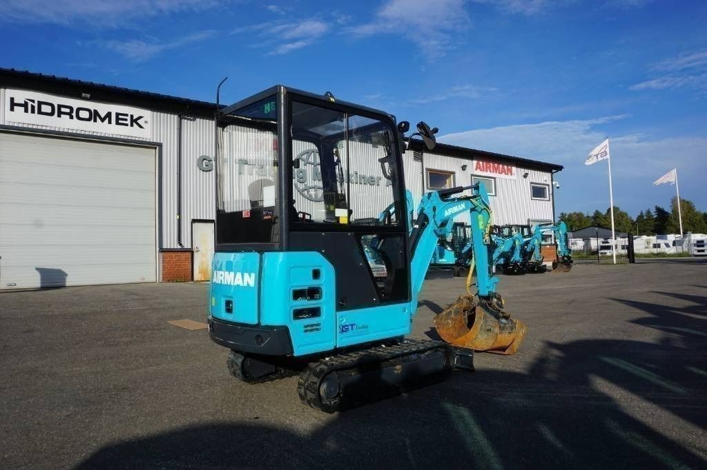 2021 Airman AX19-7 mini excavator, rear three-quarter view 2021 Airman AX19-7 mini excavator, rear three-quarter view