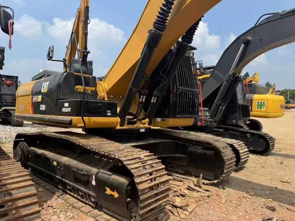 2025 Caterpillar 330 crawler excavator side view