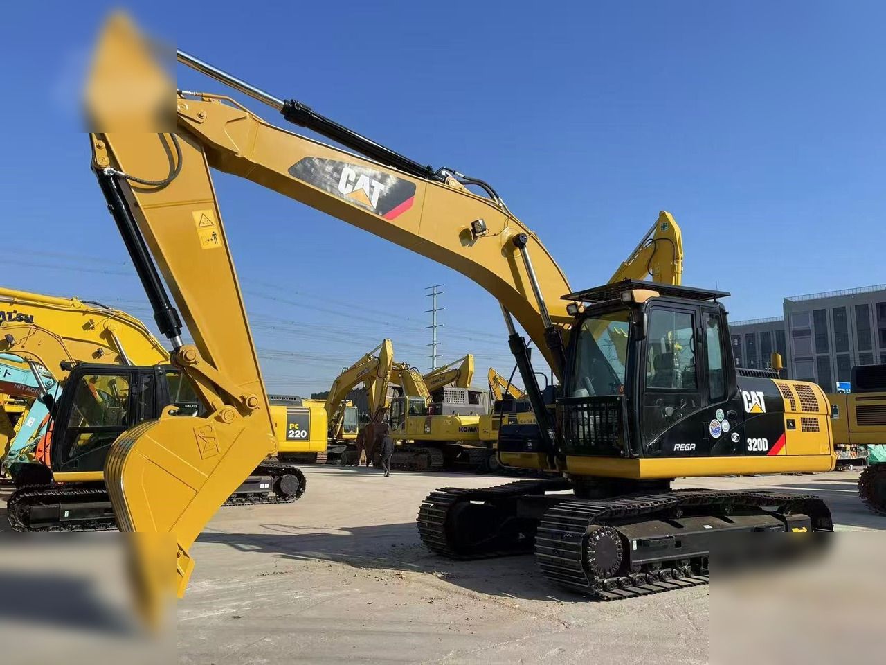 2024 Caterpillar 320D Raupenbagger, Seitenansicht