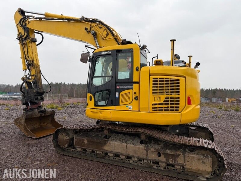 2021 Komatsu PC228USLC-11E0 excavator, side view