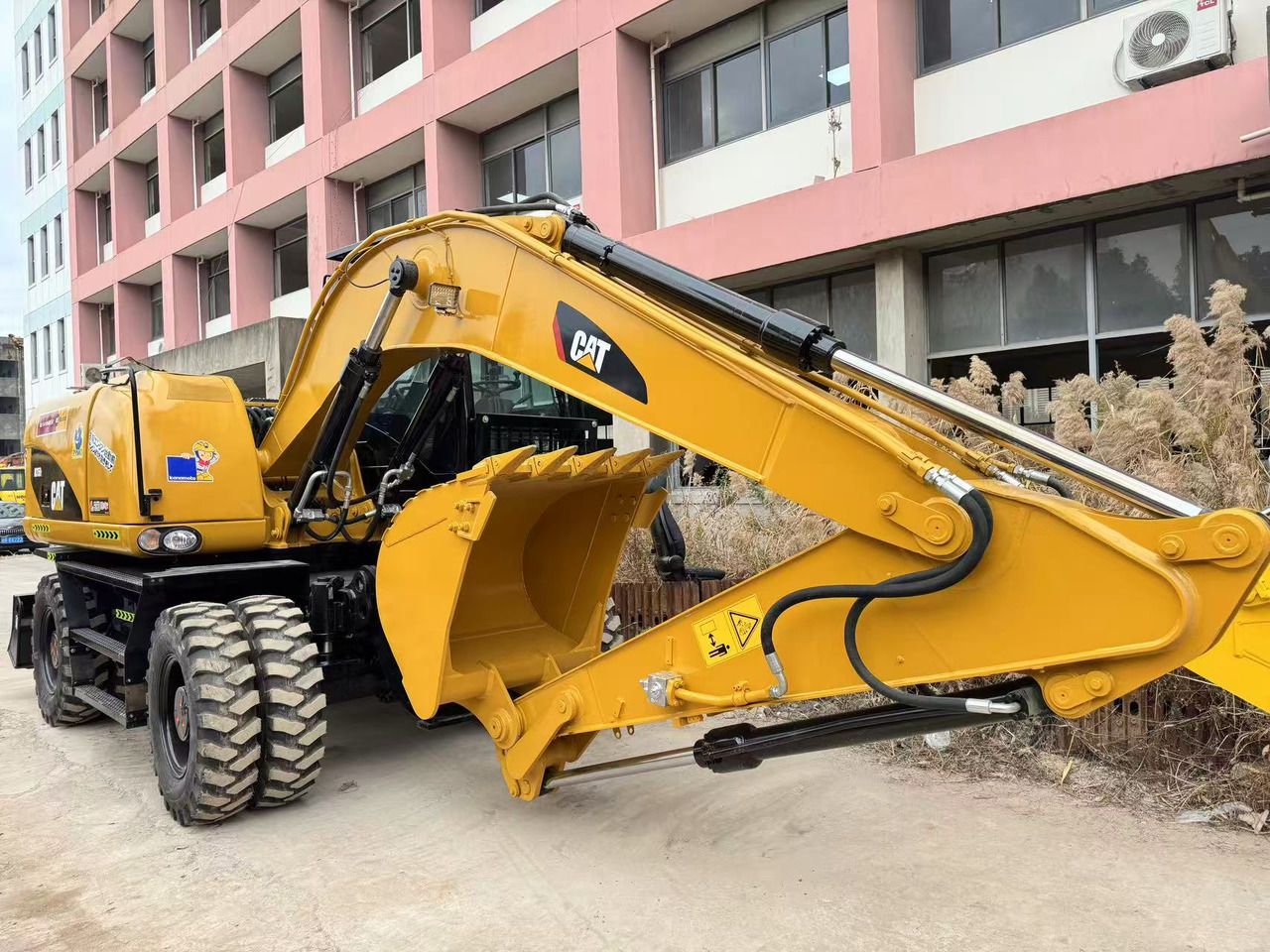 2023 Caterpillar 315D wheel excavator side view 2023 Caterpillar 315D wheel excavator side view