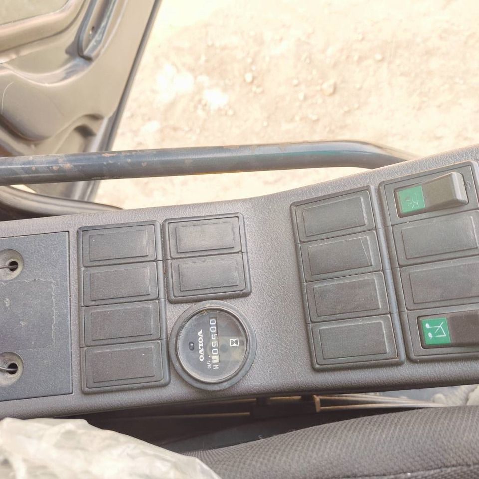2024 Volvo EC140 crawler excavator interior control panel 2024 Volvo EC140 crawler excavator interior control panel