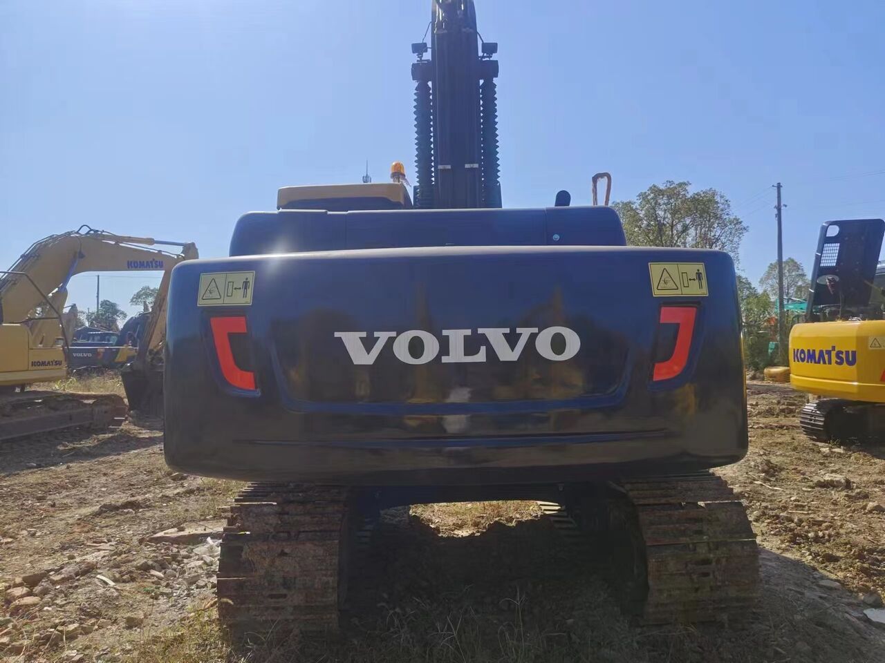 2023 Volvo EC210 crawler excavator rear view 2023 Volvo EC210 crawler excavator rear view