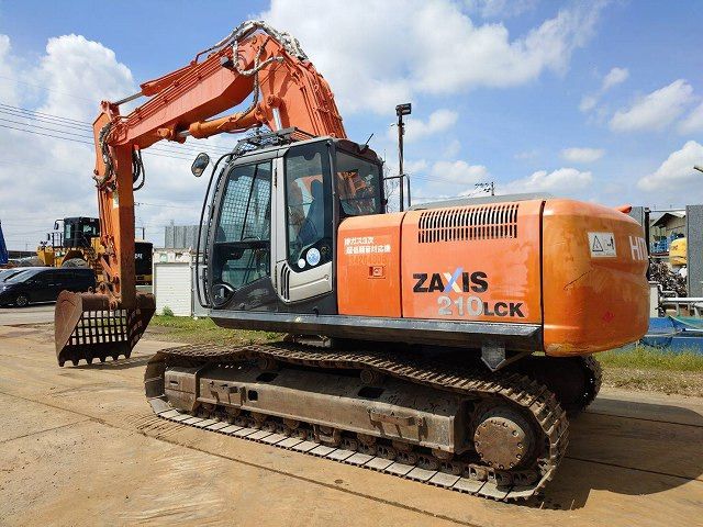 2007 Hitachi Zaxis 210LCK crawler excavator, side view 2007 Hitachi Zaxis 210LCK crawler excavator, side view