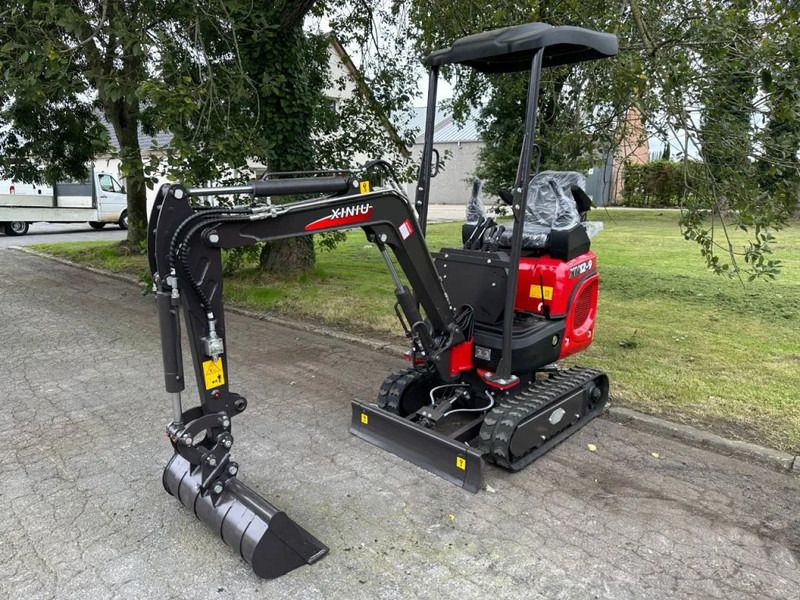 2024 Rhinoceros XN12-9 mini excavator, side view 2024 Rhinoceros XN12-9 mini excavator, side view