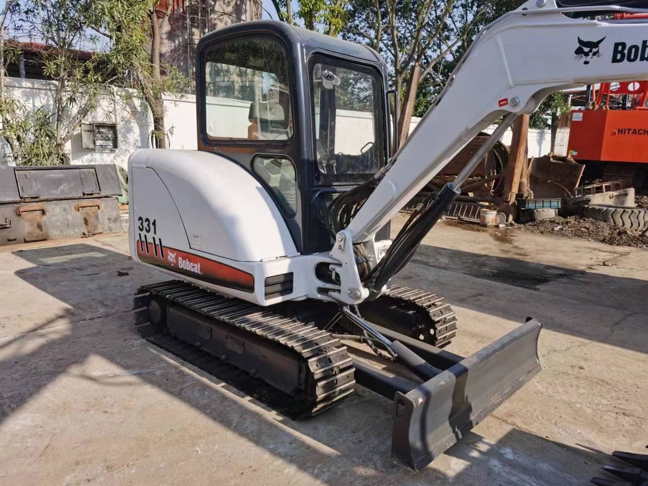 2012 Bobcat 331G mini excavator, side view 2012 Bobcat 331G mini excavator, side view