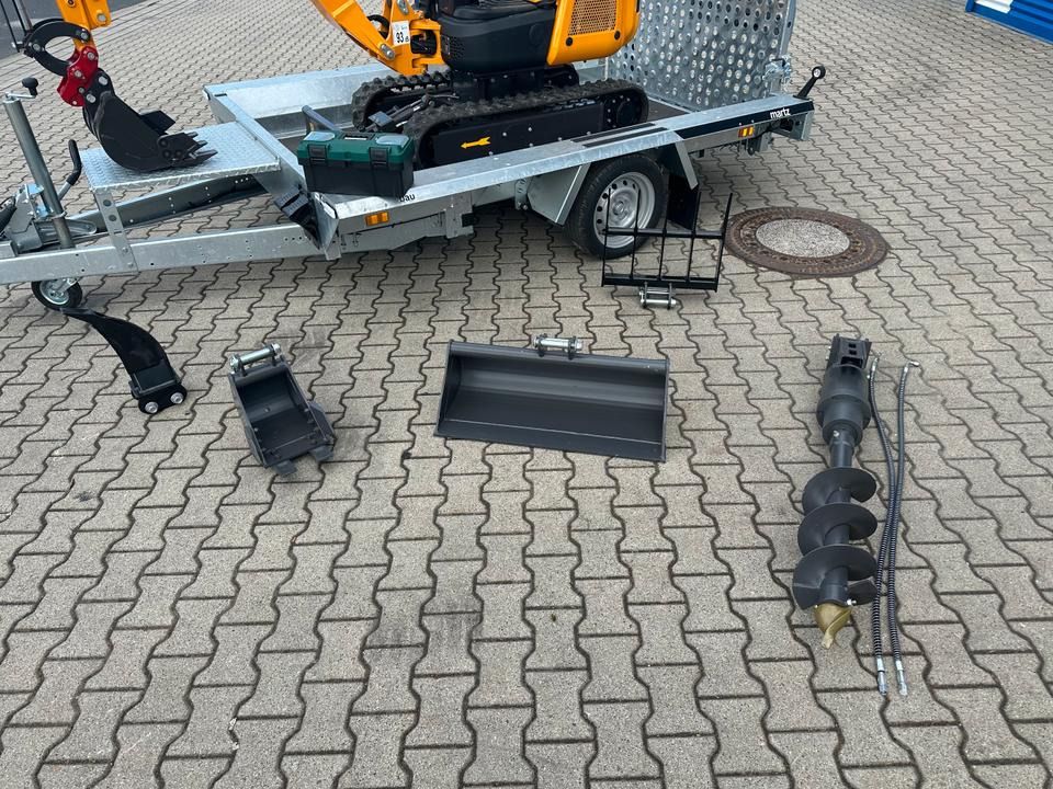 Mini-pelle Berger Kraus BK1350JSR Mini-pelle Berger Kraus BK1350JSR