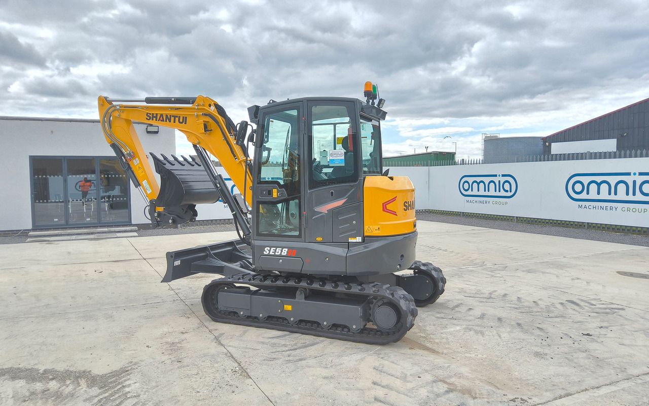2026 Shantui SE58SR mini excavator, side view 2026 Shantui SE58SR mini excavator, side view