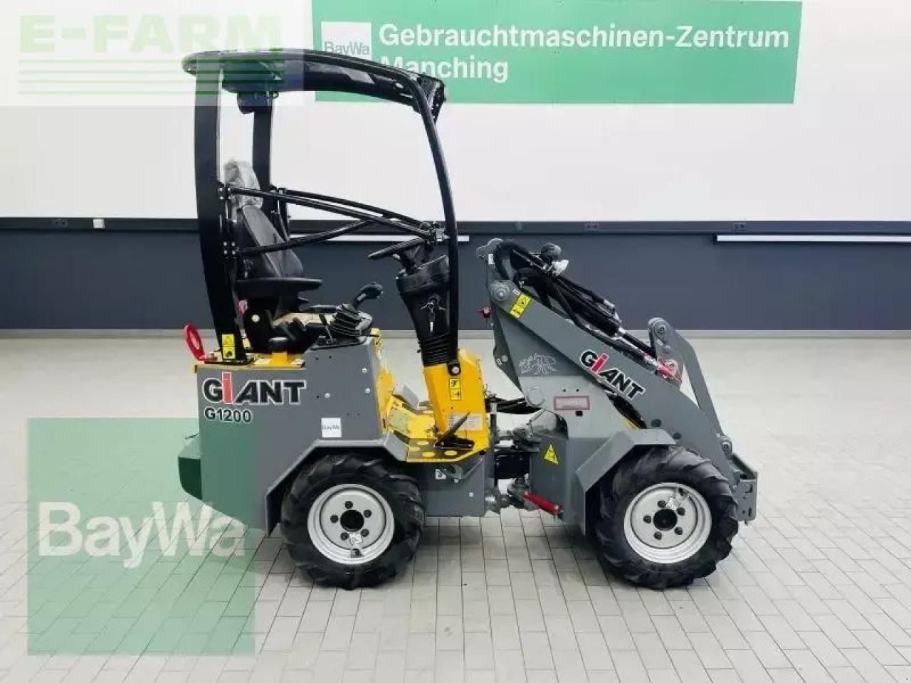 2023 Giant G1200 mini excavator, side view
