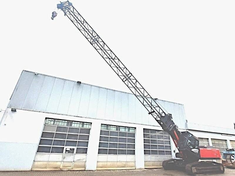 2015 Hitachi KMC350-5 crawler excavator with lattice boom, side view 2015 Hitachi KMC350-5 crawler excavator with lattice boom, side view
