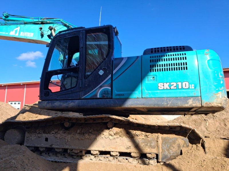 2016 Kobelco SK210LC crawler excavator side view