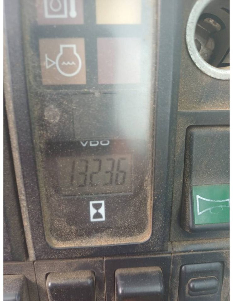 2003 Fuchs MHL320 wheel excavator hour meter display 2003 Fuchs MHL320 wheel excavator hour meter display