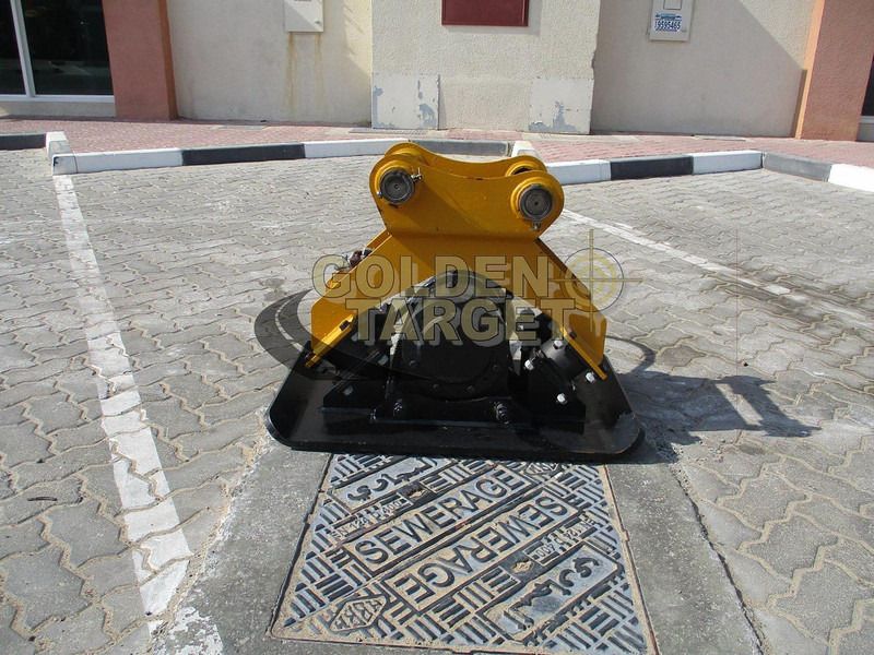 BLK Vibratory Plate Compactor attachment, front view BLK Vibratory Plate Compactor attachment, front view