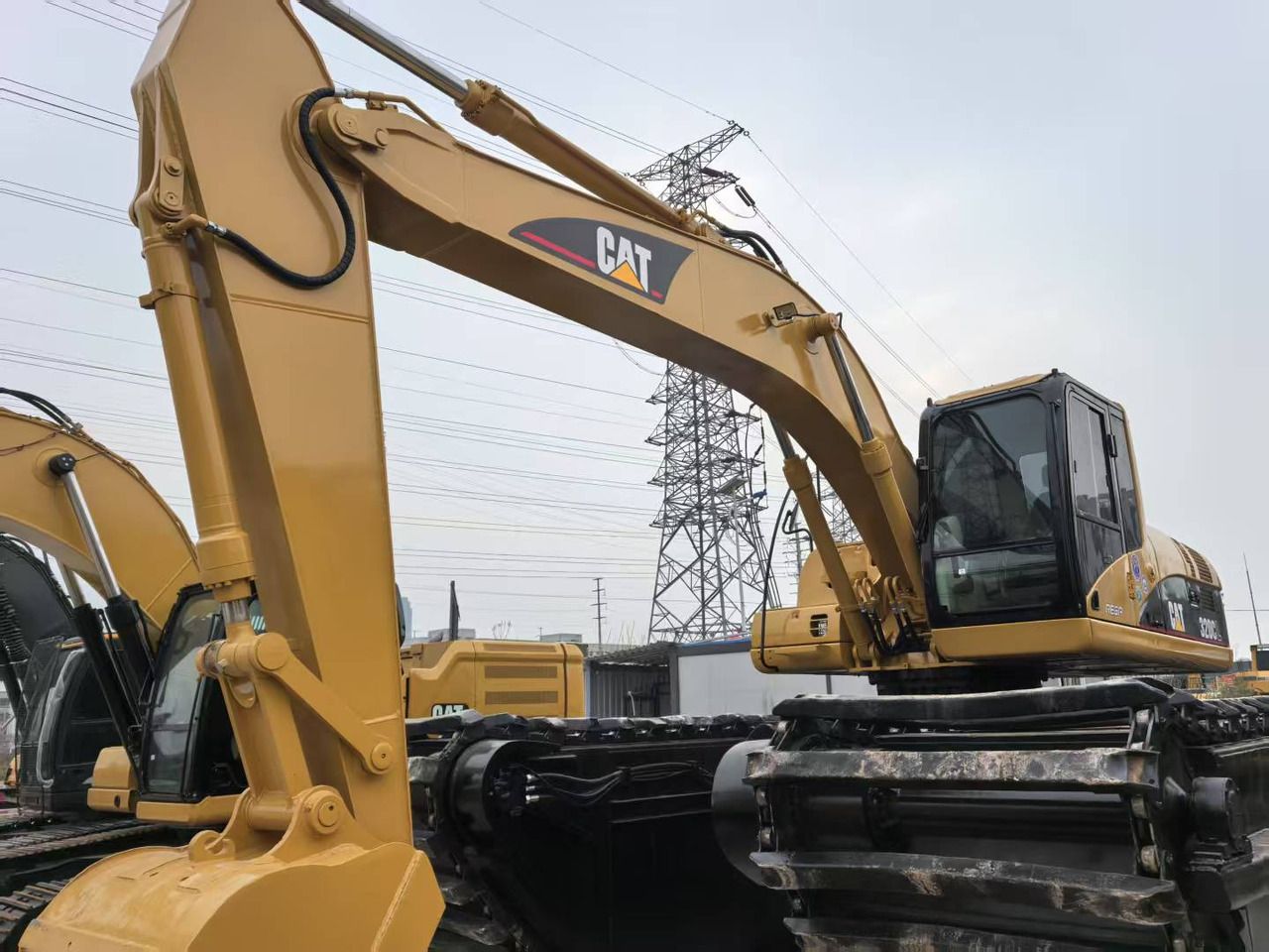 2020 Caterpillar 320CL Amphibienbagger, Seitenansicht 2020 Caterpillar 320CL Amphibienbagger, Seitenansicht