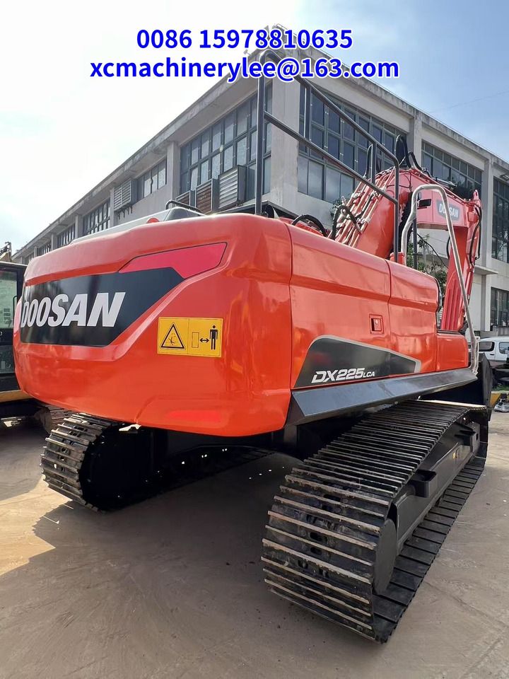 2023 Doosan DX225LCA crawler excavator rear view