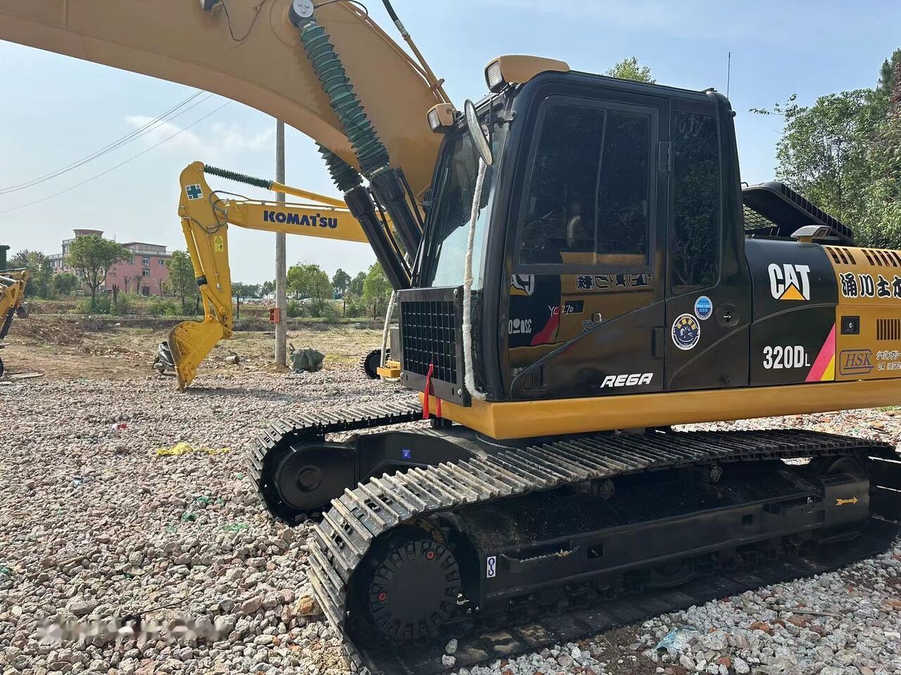 2022 Caterpillar 320DL Raupenbagger Seitenansicht 2022 Caterpillar 320DL Raupenbagger Seitenansicht