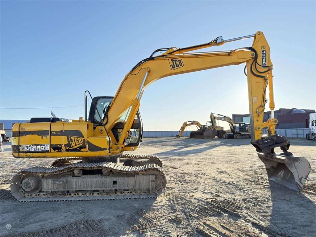 2003 JCB JS160LC crawler excavator, side profile view 2003 JCB JS160LC crawler excavator, side profile view
