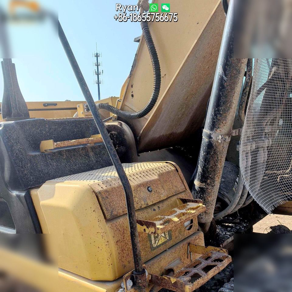 2019 Caterpillar 336GC crawler excavator side view