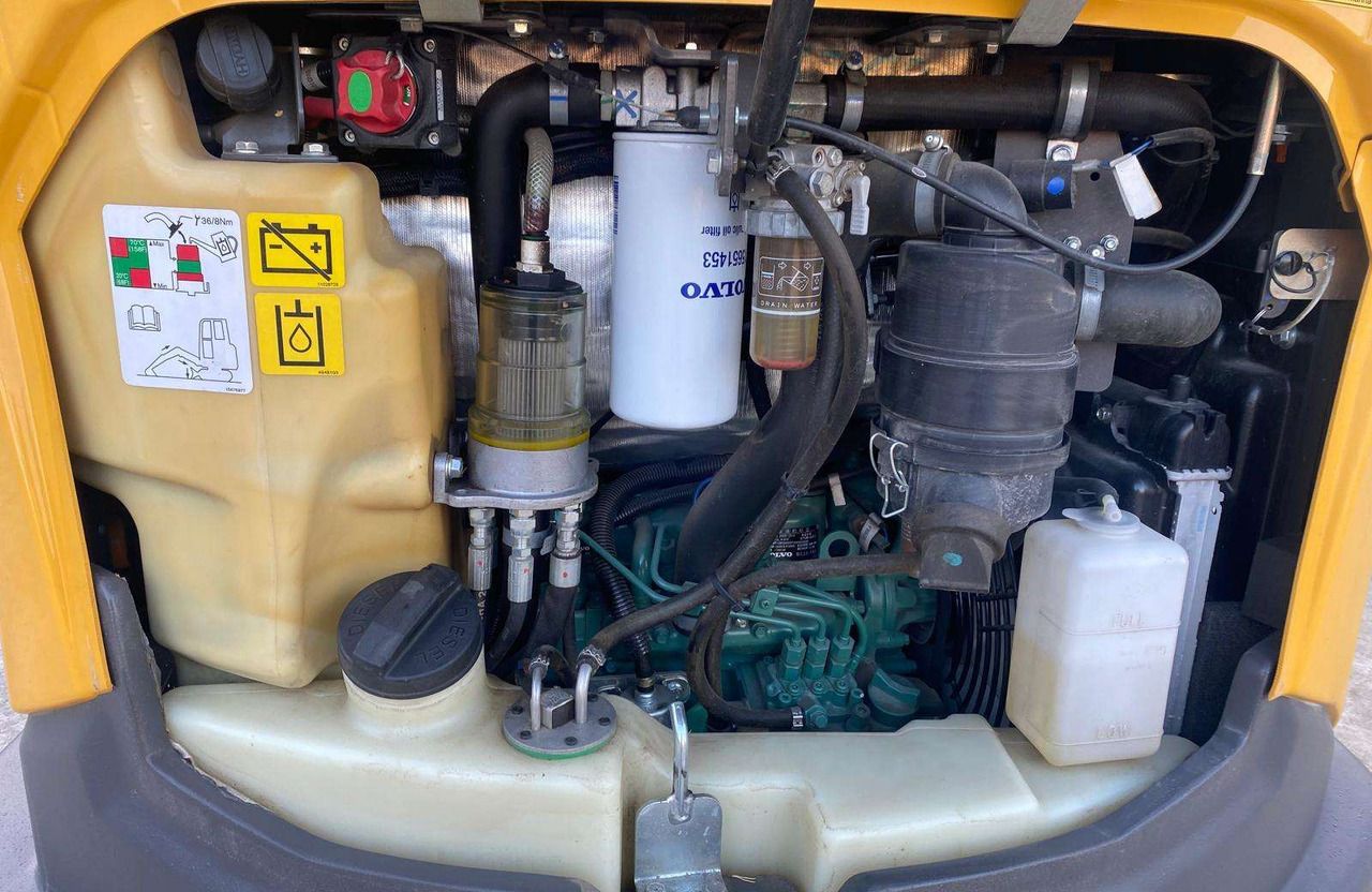 2020 Volvo EC27D Mini Excavator engine compartment view 2020 Volvo EC27D Mini Excavator engine compartment view