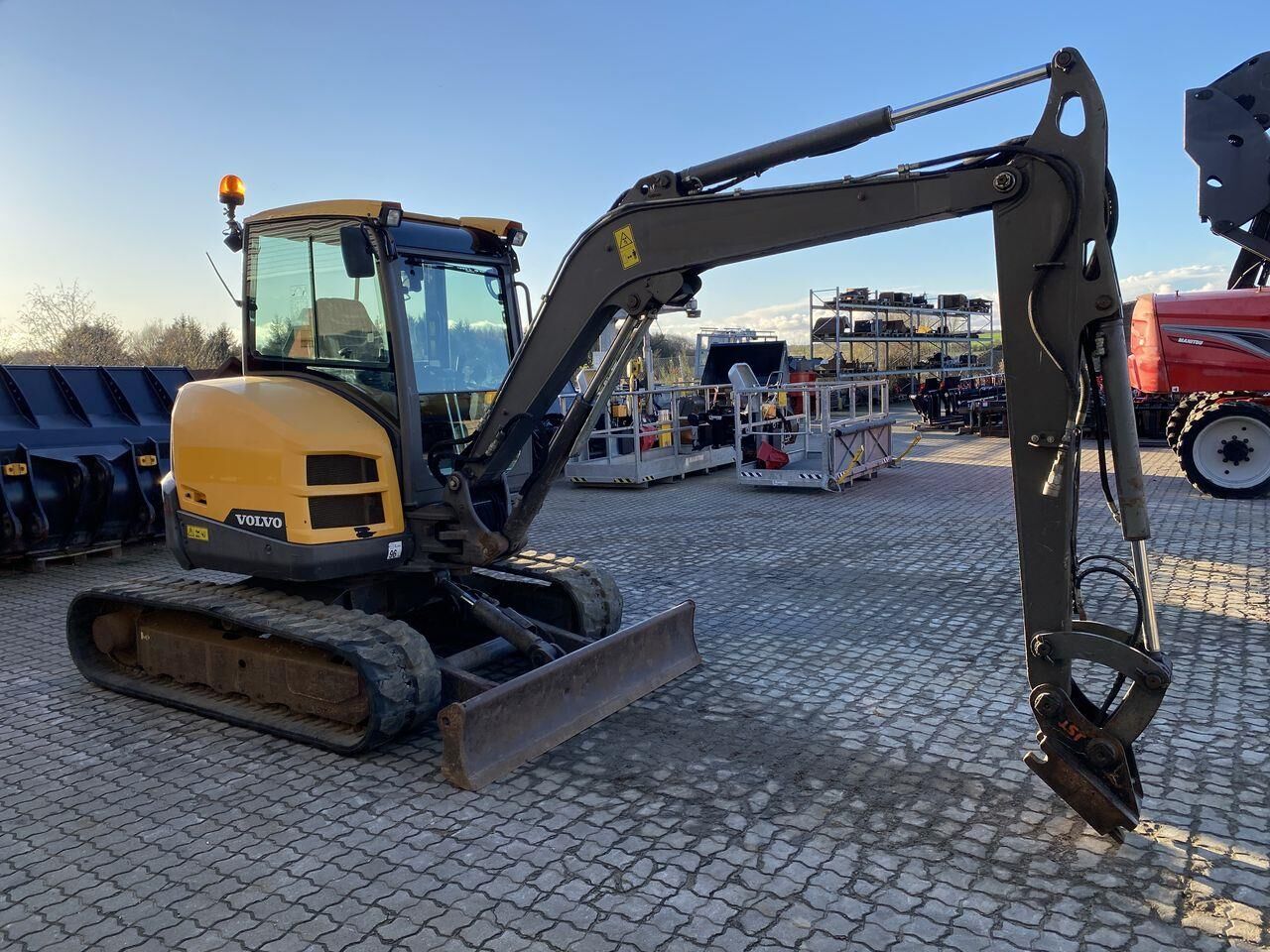 2015 Volvo ECR50 mini excavator, side profile view