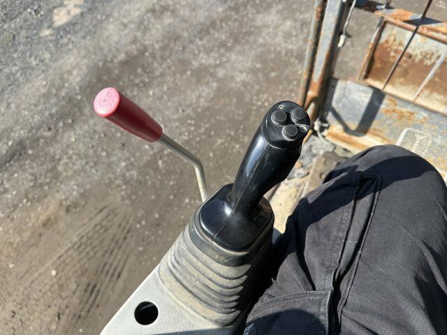 2013 Liebherr R944C T crawler excavator cab interior controls 2013 Liebherr R944C T crawler excavator cab interior controls