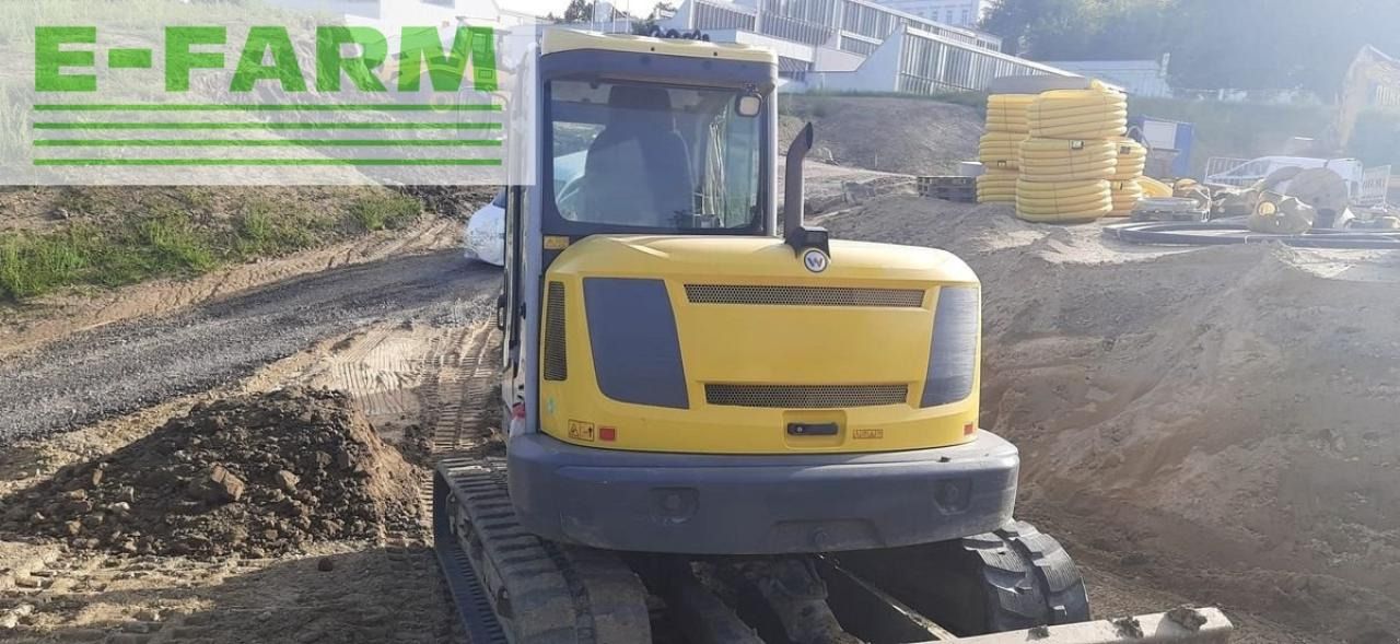 2016 Wacker Neuson ET90 mini excavator rear view 2016 Wacker Neuson ET90 mini excavator rear view