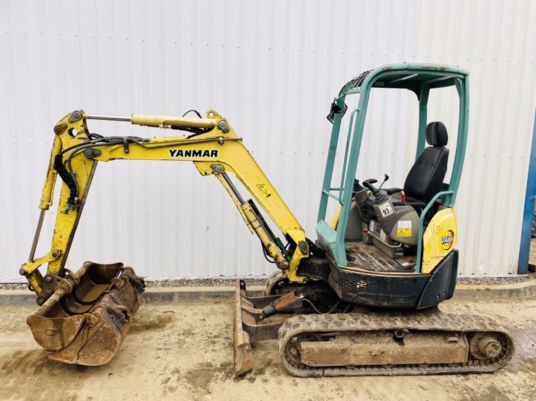 2012 Yanmar VIO25-4 mini excavator, side profile view 2012 Yanmar VIO25-4 mini excavator, side profile view