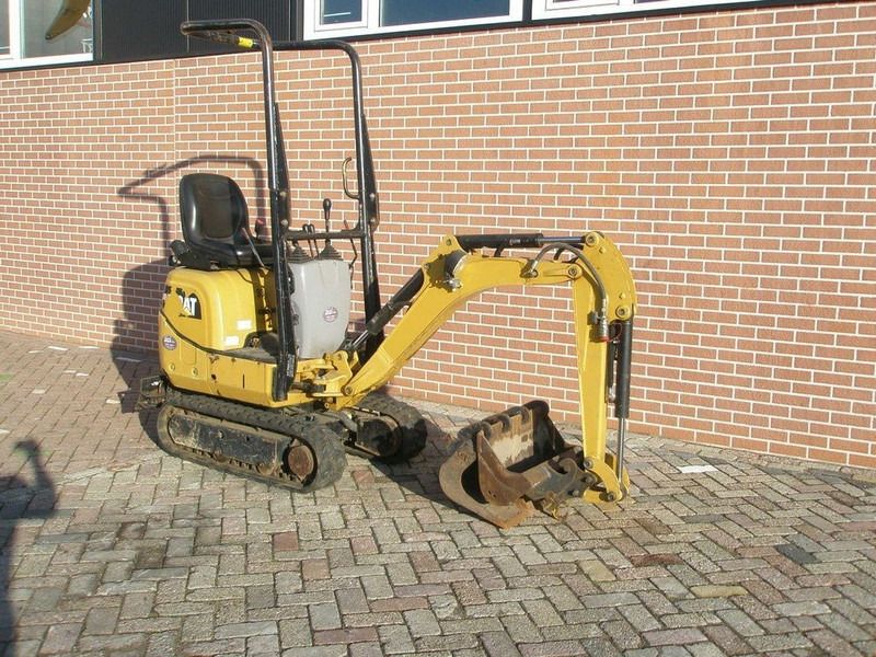 2019 Caterpillar 300.9 mini excavator, side view 2019 Caterpillar 300.9 mini excavator, side view