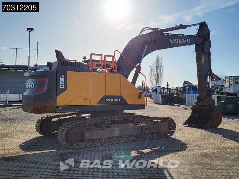 2019 Volvo EC250ENL crawler excavator, side profile view 2019 Volvo EC250ENL crawler excavator, side profile view