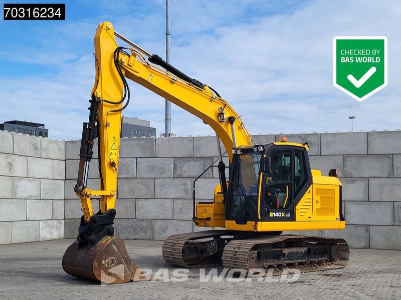 2021 JCB 140X LC crawler excavator side view 2021 JCB 140X LC crawler excavator side view