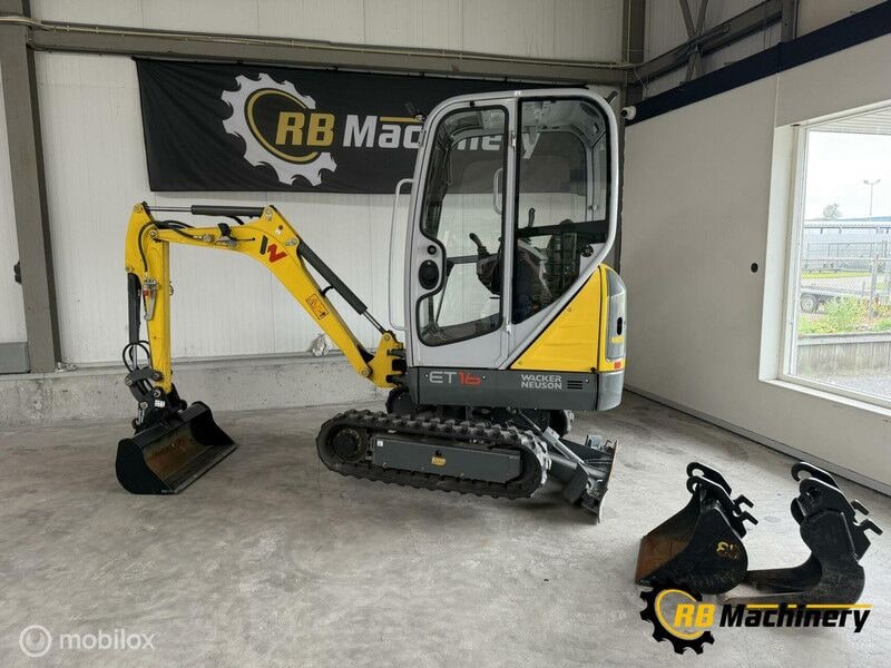 2022 Wacker Neuson ET16 mini excavator, side view 2022 Wacker Neuson ET16 mini excavator, side view