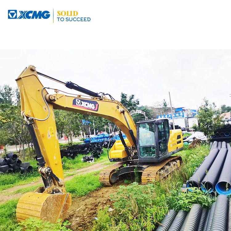 2025 XCMG XE205GA crawler excavator, side view 2025 XCMG XE205GA crawler excavator, side view