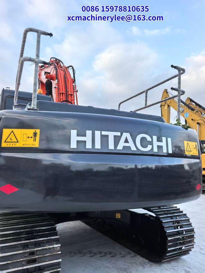 2023 Hitachi ZX210 crawler excavator rear view 2023 Hitachi ZX210 crawler excavator rear view