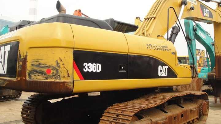 Caterpillar 336D Crawler Excavator, rear three-quarter view Caterpillar 336D Crawler Excavator, rear three-quarter view