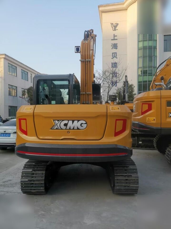 2026 XCMG XE75GA crawler excavator rear view 2026 XCMG XE75GA crawler excavator rear view