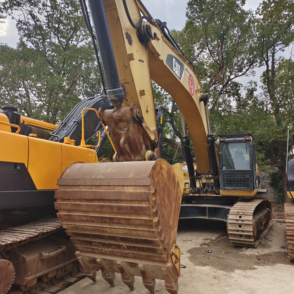 2023 Caterpillar 349D crawler excavator front view 2023 Caterpillar 349D crawler excavator front view