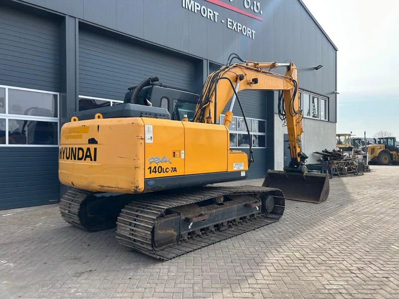 2007 Hyundai R140LC-7A crawler excavator, rear three-quarter view