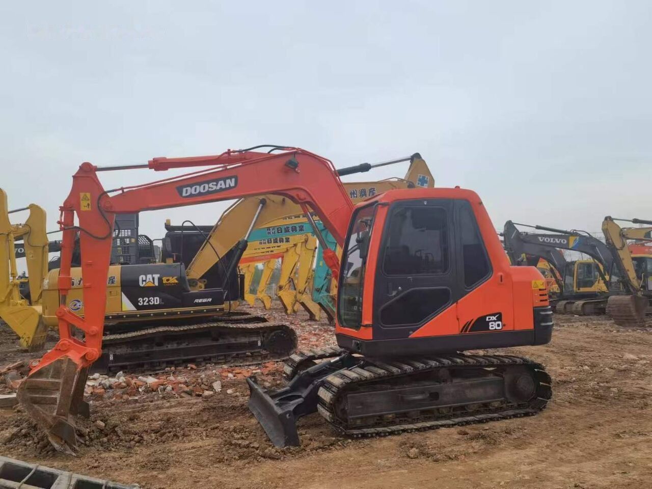 2021 Doosan DX80 crawler excavator, side view 2021 Doosan DX80 crawler excavator, side view