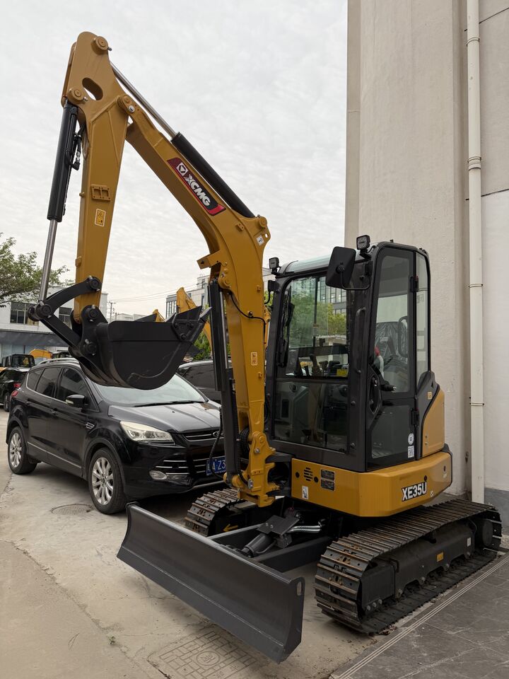 2026 XCMG XE35U crawler excavator, front three-quarter view 2026 XCMG XE35U crawler excavator, front three-quarter view